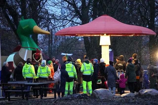 Legeplads med andefisk